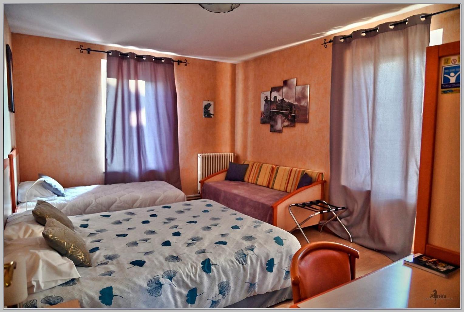 Hotel Le Logis Des Voyageurs Livron-sur-Drôme