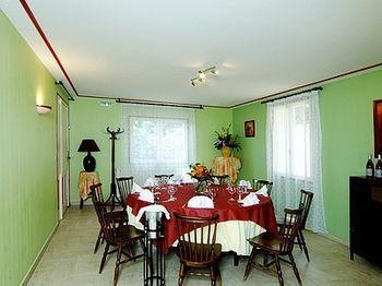 Le Logis Des Voyageurs Hotel